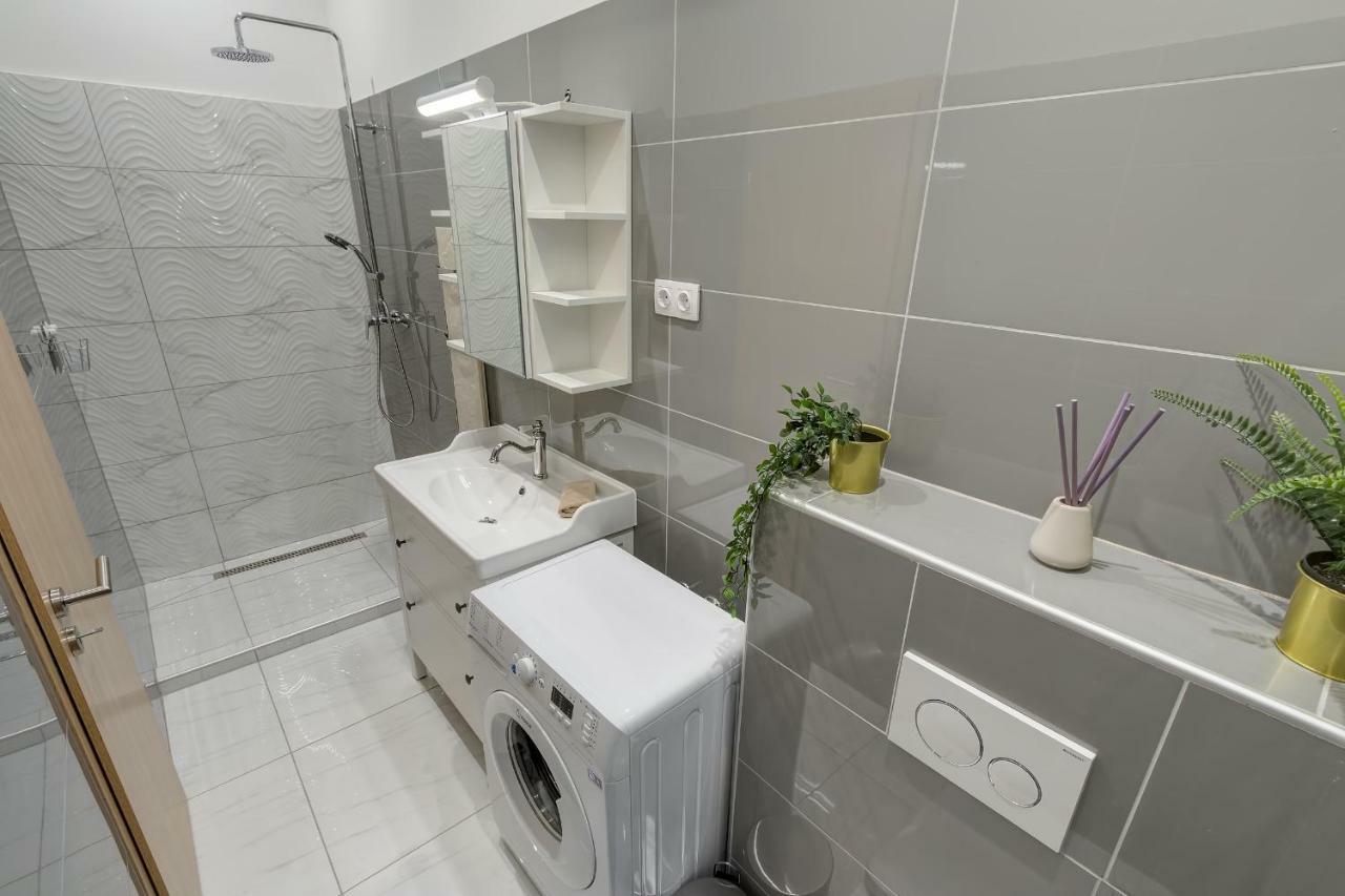 Rozsa Apartments بودابست المظهر الخارجي الصورة